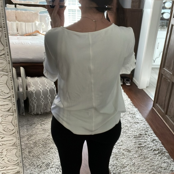 Ann Taylor Factory Cream Ruffle 1/2 Sleeve Top Size XL - Picture 5 of 9